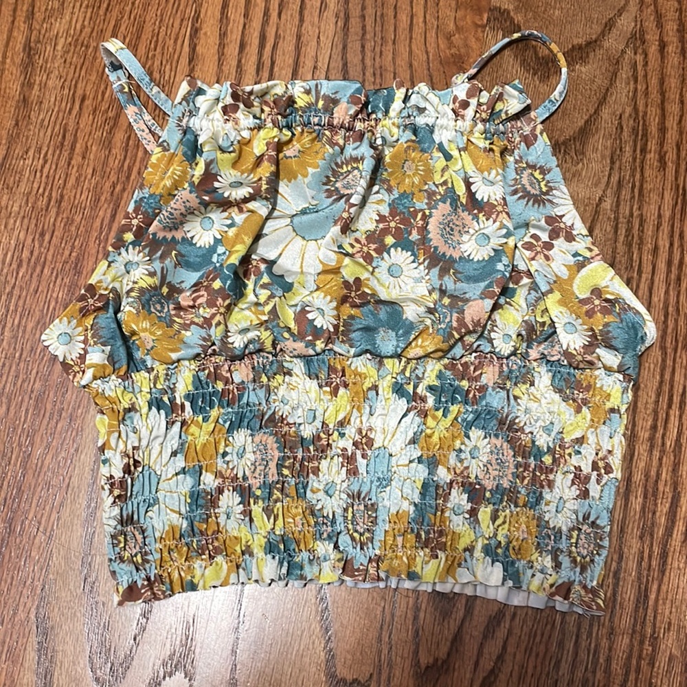 High neck floral urban top